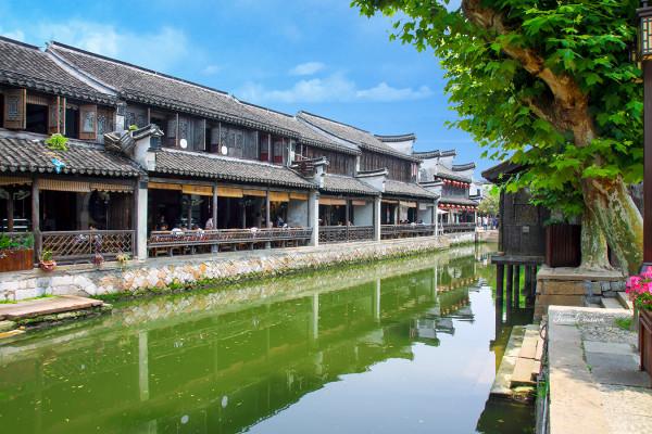 冬青奥会 | 中国队包揽自由式滑雪女子U型场地技巧金银牌